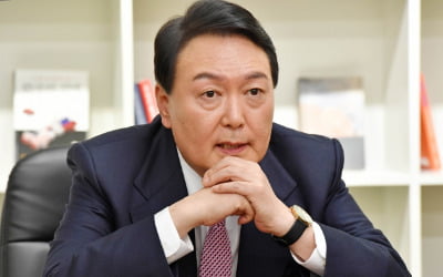 [대선후보 인터뷰]윤석열 "국가부채 이제는 한계…귀족노조 문제 커진건 정부가 편들어준 결과"