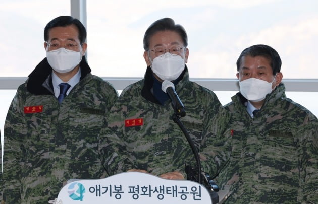 이재명 "北, 하필 대선 앞두고 미사일 발사…국론분열 유감"