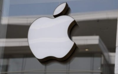 애플, 장중 시총 3조달러 돌파…전 세계 기업 중 처음