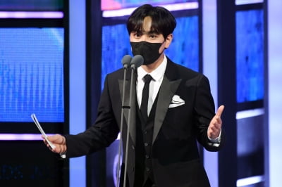 [포토] 강타, '확신의 SM 비주얼'(가온차트뮤직어워즈)