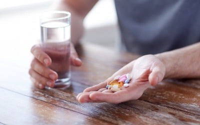 유럽의약품청, 화이자 먹는 코로나藥 조건부승인 심사 시작