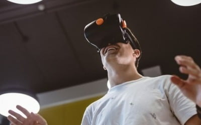 네오펙트, VR 치매재활 콘텐츠 개발…“메타버스 기반 사업 확대”
