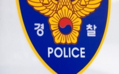 살려달라며 호텔 뛰쳐나온 여성…"유명 래퍼와 마약" 주장