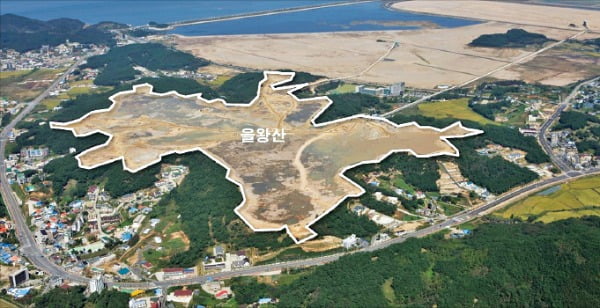 인천 을왕산 ‘아이퍼스 힐’ 개발사업 후보지 전경.  /인천국제공항공사 제공 