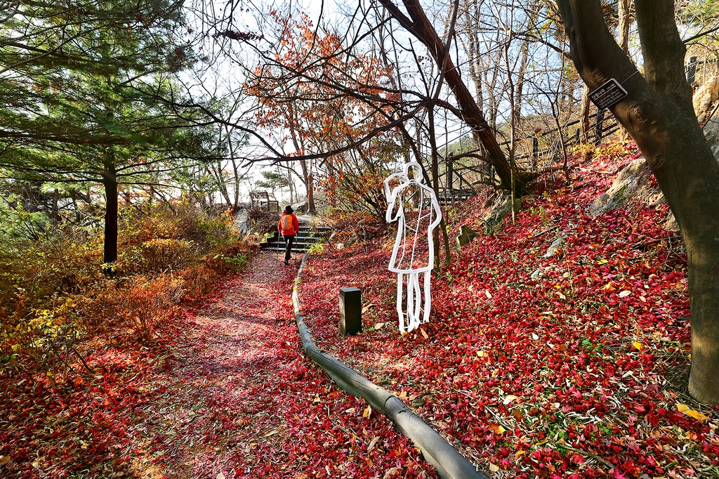 [걷고 싶은 길] 호랑이 웅거한 인왕산 길