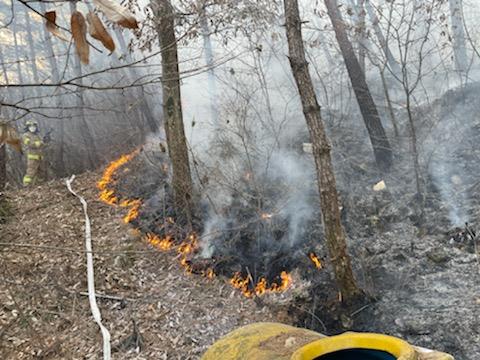 '산불 조심'…새해 벽두 대구·경북 곳곳 산불 이어져