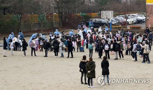 충북 초중학교까지 오미크론 '비상'…학생·교사 감염 잇따라