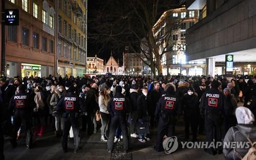 의회·법원까지 번진 방역 패스 갈등…세계 곳곳 몸살