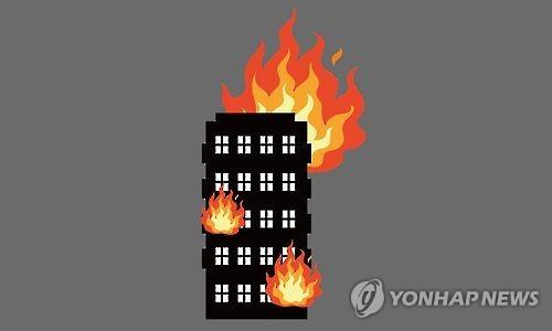 청주 음악 교습소서 화재…1명 사망·7명 연기흡입