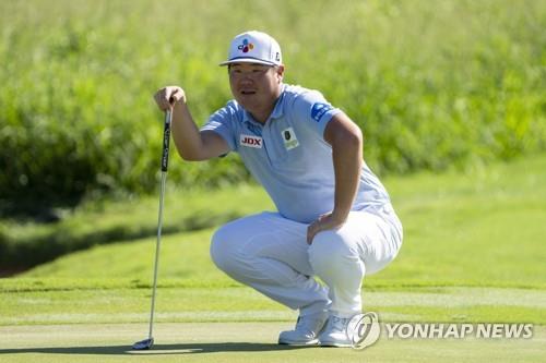 '아쉬운 퍼트' 임성재, PGA 새해 개막전 공동 8위…스미스 우승