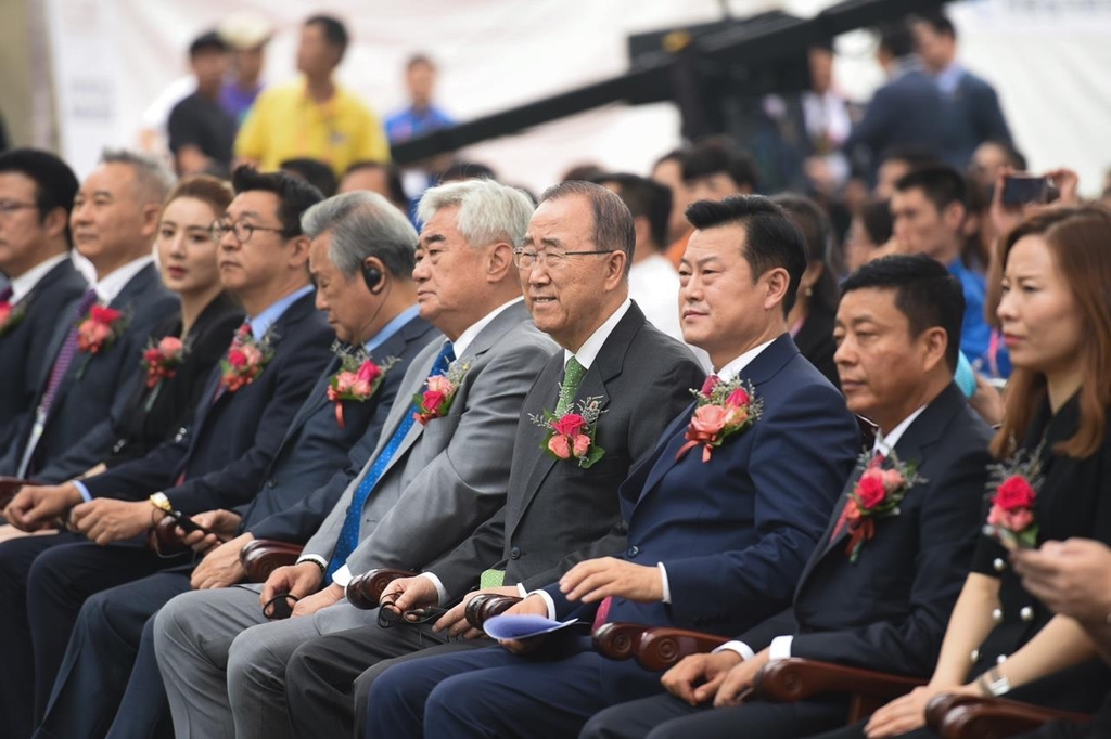 "한중 미래 30년, 경제동반자협정 앞세워 교류·협력 이뤄갈 것"