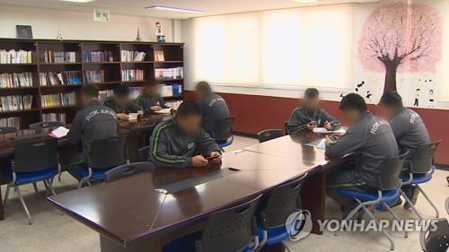 이재명, 병사 반값통신료 공약…"장병들 사기진작"