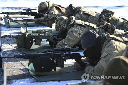 우크라이나 일촉즉발 전쟁 위기 속 미·러 대화도 모색(종합)