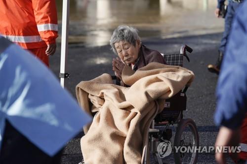 [이슈 In] 노인학대·간병살인 증가하는 일본…'한국 등 아시아의 미래'