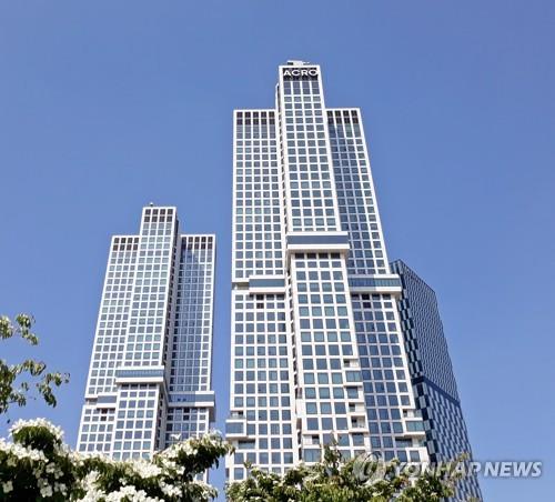 DL이앤씨 "성동구 아크로서울포레스트 진동, 안전성과 관계없다"