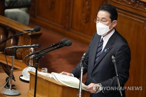 일본 코로나 폭발적 확산에 기시다 지지율 상승세 '멈칫'(종합)