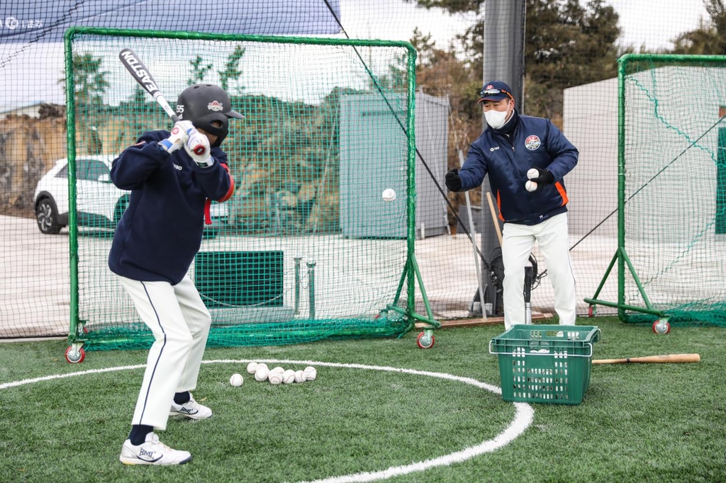 KBO 유소년 제주 전지훈련 종료…프로 지도자·첨단 장비 총출동