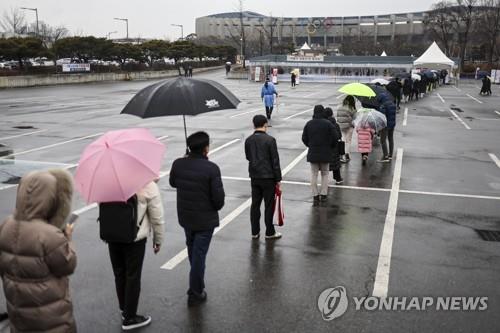 충북 어제 10개 시군서 356명 확진…엿새 연속 최다