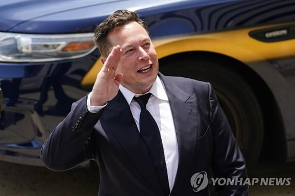 "스타링크 쓰실래요?" 머스크, 통신 마비 통가에 제안