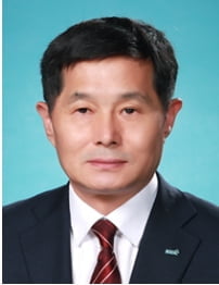 한국거래소, 시장감시위원장·상임이사에 김근익·양태영 선임