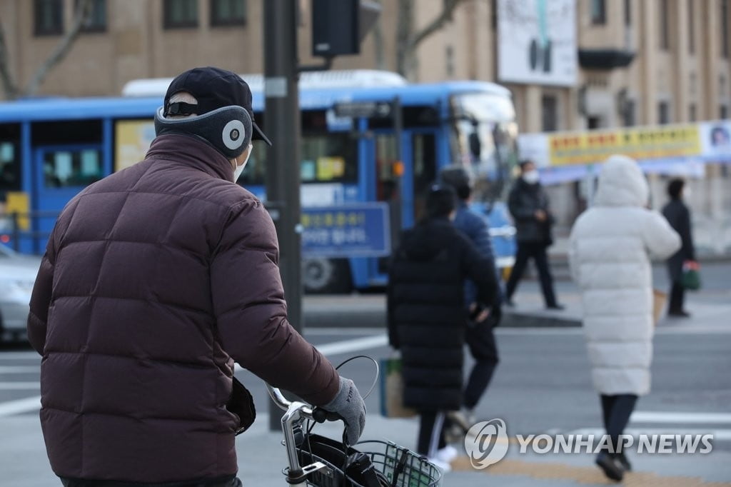 연휴 둘째 날도 춥다…아침 영하권 추위 계속