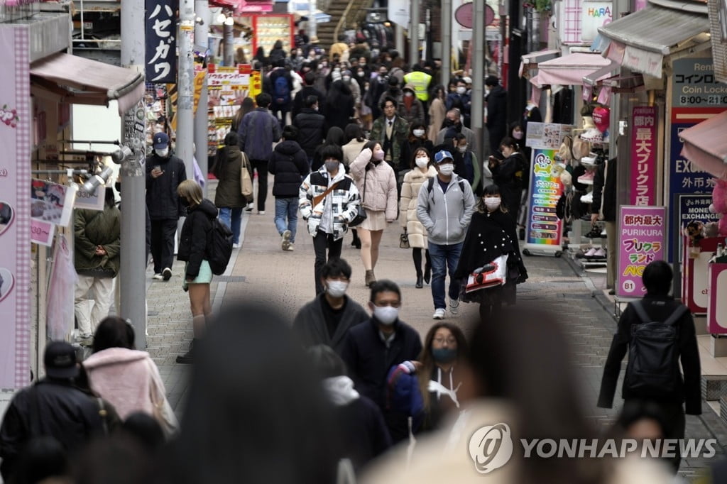 일본 확진자 증가 속도, 한달 사이 202배 빨라져