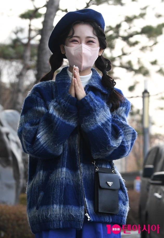 [TEN 포토] 홍지윤 '두 눈에 별 박은것처럼'