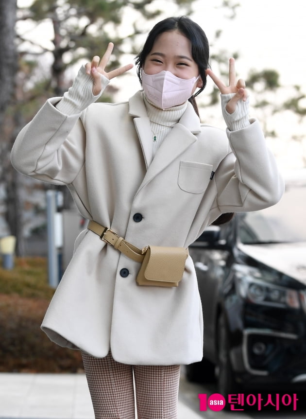 [TEN 포토] 김다현 '귀엽게  브이~'