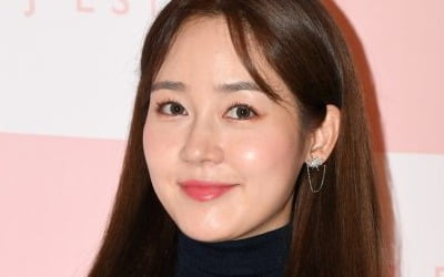 [TEN피플] '쌍둥이 맘' 성유리, 핑클 이효리·이진 보다 먼저 엄마 된 요정