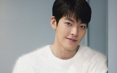 [공식] 김우빈, '택배기사' 주연…넷플릭스 제작 확정