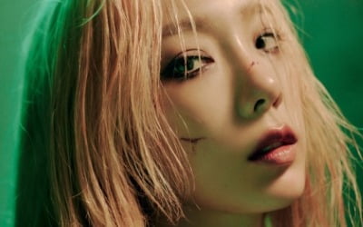 태연, 'Can't Control Myself' 작사 참여…독보적 짙은 감성