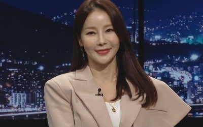 '류필립♥' 미나 "17세 나이차 스트레스 전혀 없어, 남편이 관리해줘" ('은밀한 뉴스룸')