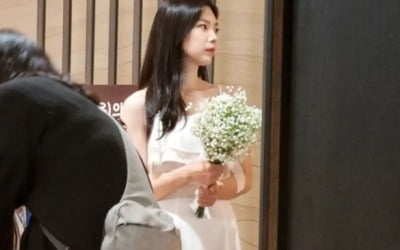 "공주님"…'윤남기♥' 이다은, 웨딩드레스에 부케까지…벌써 결혼식? [TEN★]