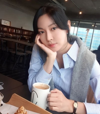 김소연, 설 앞두고 ♥이상우와 여유로운 커피한잔...행복한 일상[TEN★]