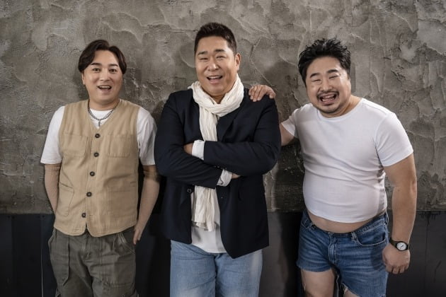 개그맨 황제성(왼쪽부터), 문세윤, 강재준./사진=이승현 기자
