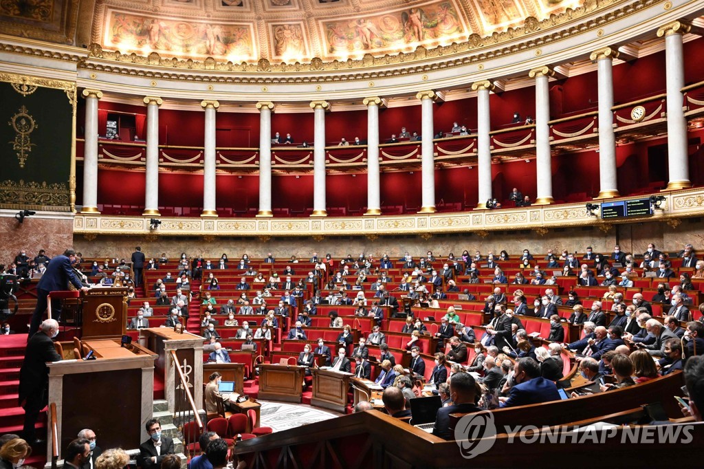 사흘 격론 끝에…프랑스 '백신 패스 도입 법안' 하원 통과