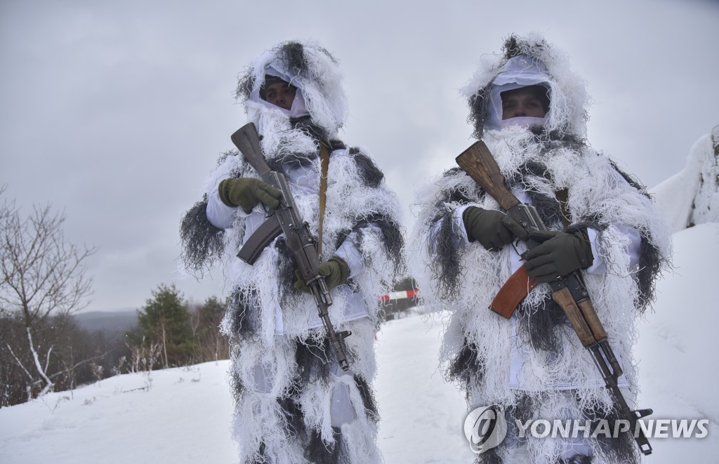 독일 정보처 수장 "러, 우크라 공격여부 아직 결정 안해"