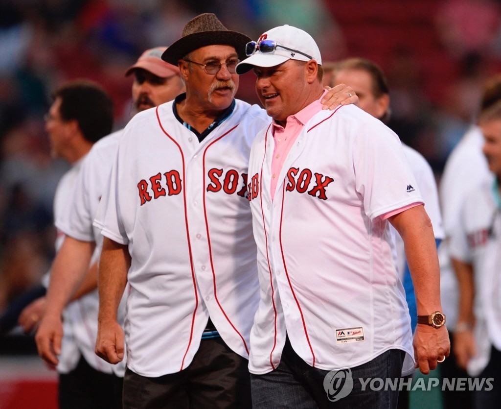 본즈·클레먼스, '10수'만에 MLB 명예의 전당 입회할까