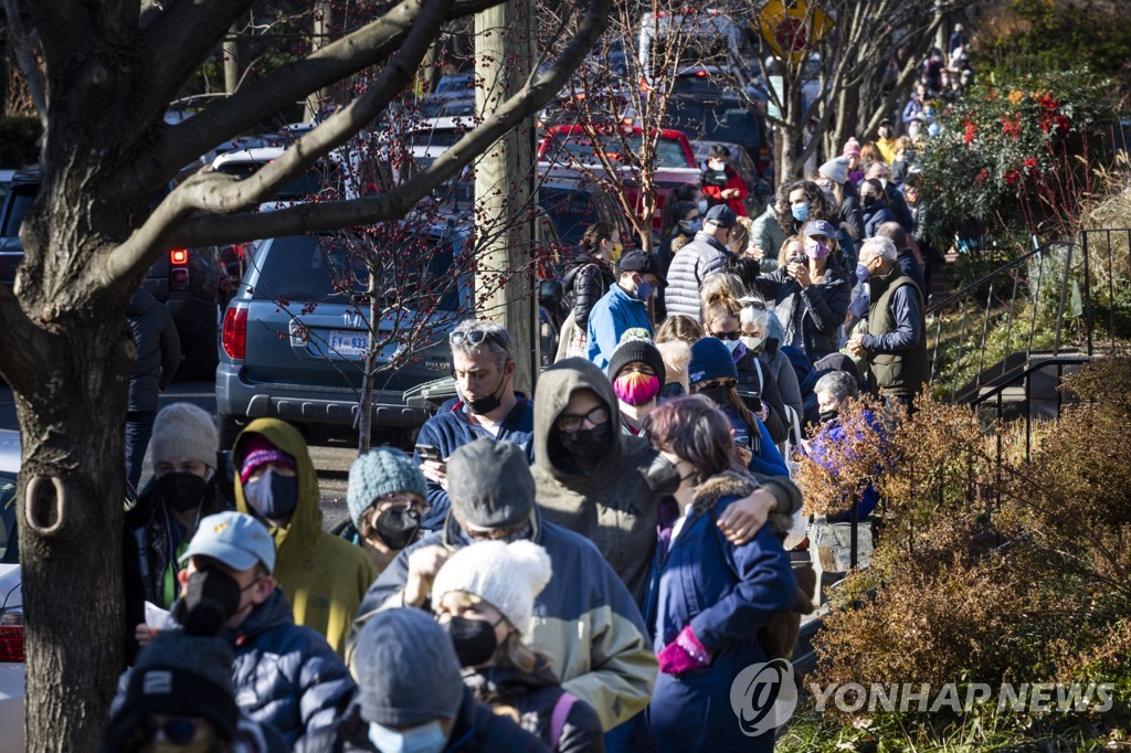 오미크론발 수요 폭발에 진단업체ㆍ키트 제조사 '고전'