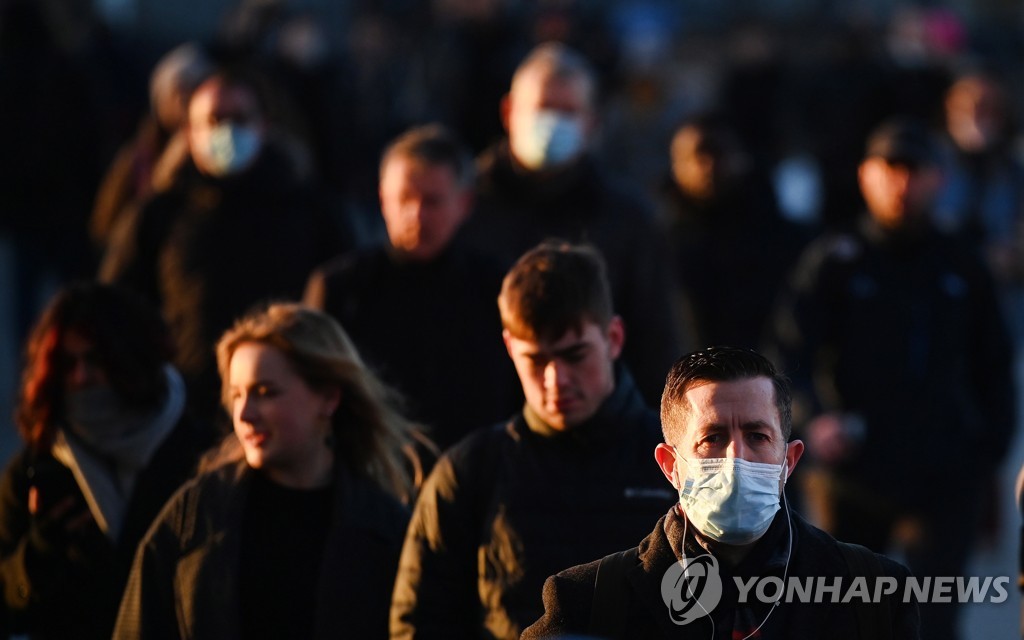 스텔스 오미크론 40여국 확산…"전염력 1.5배, 위험도 '글쎄'"