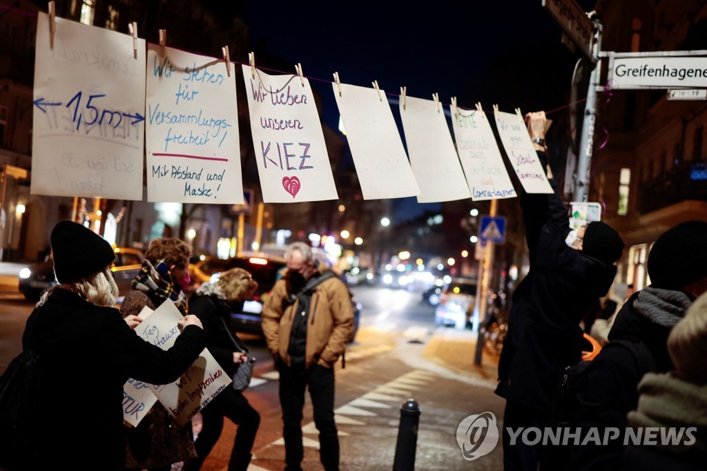 독일 코로나19 사상최고속도로 확산…"완치효력 3개월만 유효"