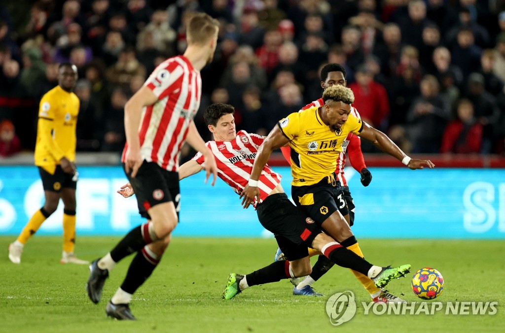 '네베스 결승골' 울버햄프턴, 브렌트퍼드 2-1로 꺾고 3연승