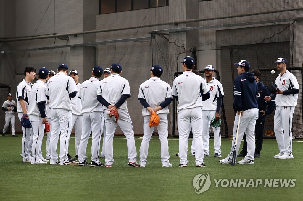 프로야구 두산, 이천·울산에서 스프링캠프…선수 42명 참가