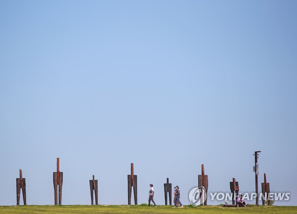 부산·울산·경남 대체로 맑음…최고 낮 8∼11도