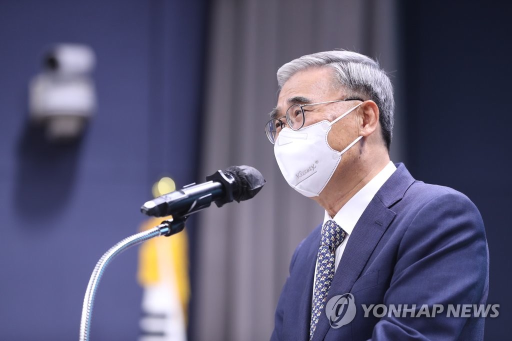 이종석 "금강산관광, 남북협력사업은 제재대상…개별로는 가능"