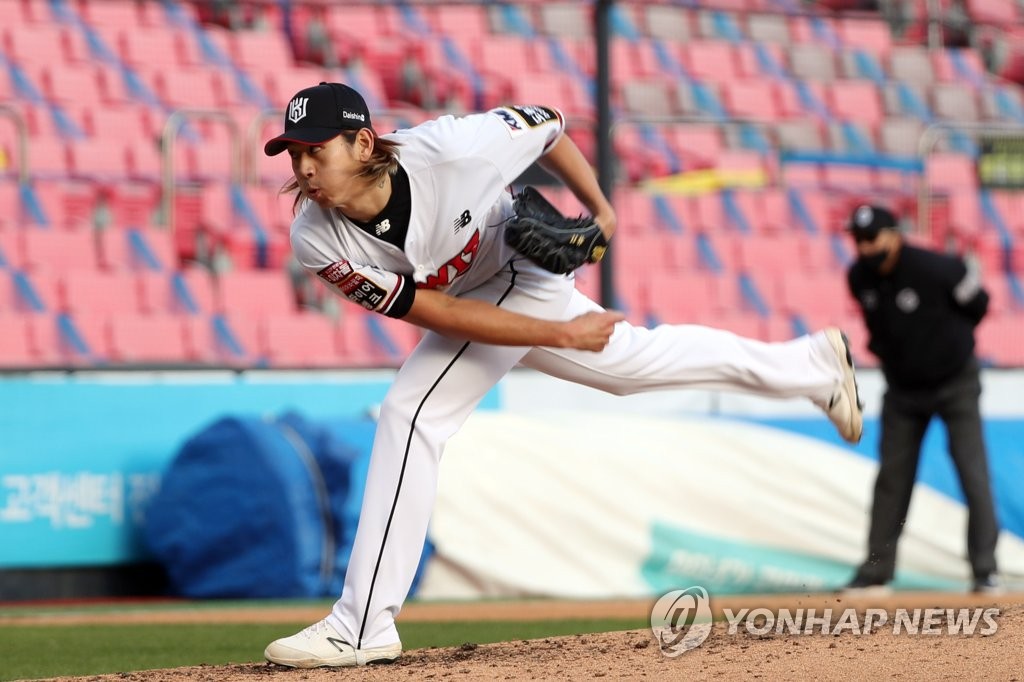 래퍼와 결혼한 kt 이대은, 은퇴 선언…"새로운 삶 시작할 것"