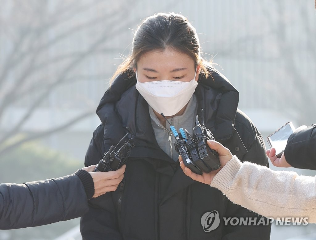 재기의 아이콘에서 올림픽 무산까지…고개 숙인 심석희