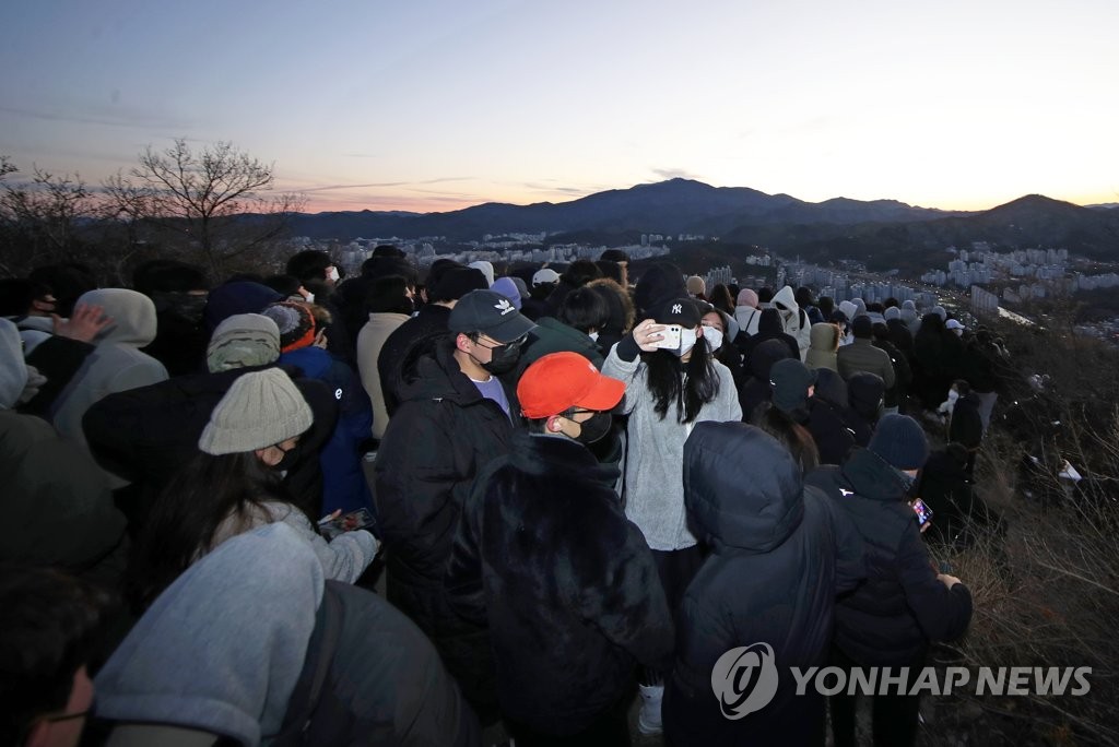 [고침] 지방("해야! 솟아라"…전국서 차분한 임인년 새해…)