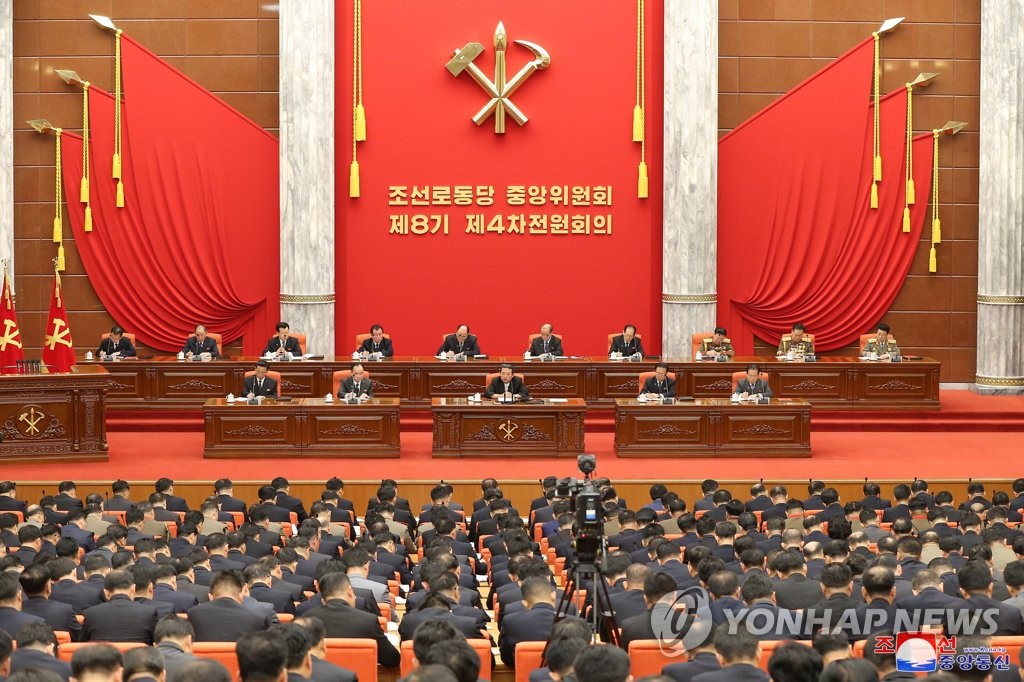 김정은 "새해에도 무거운 고민 마주"…대남·대미 메시지 없어(종합2보)