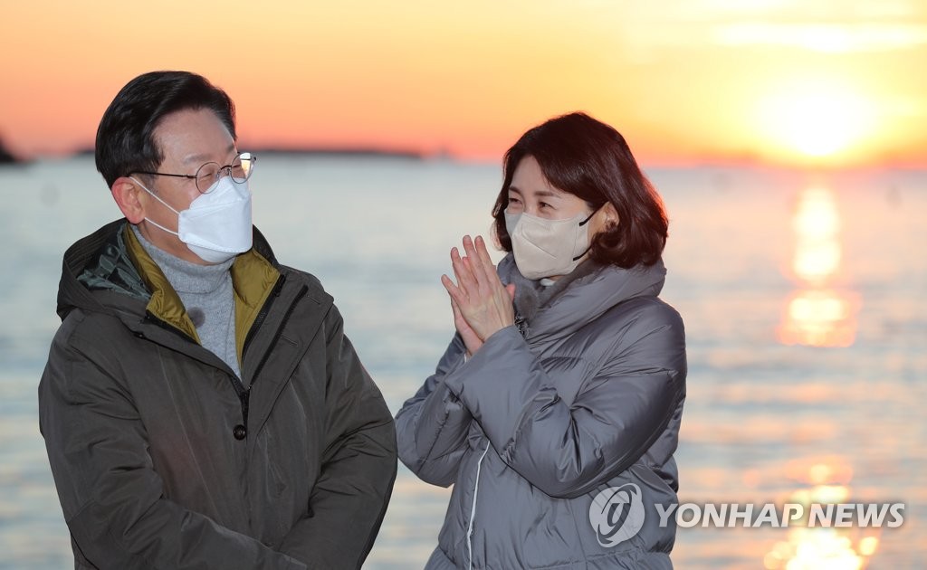 국힘, '캠프 자녀 채용특혜' 논란에 "이게 바로 이재명식 공정"